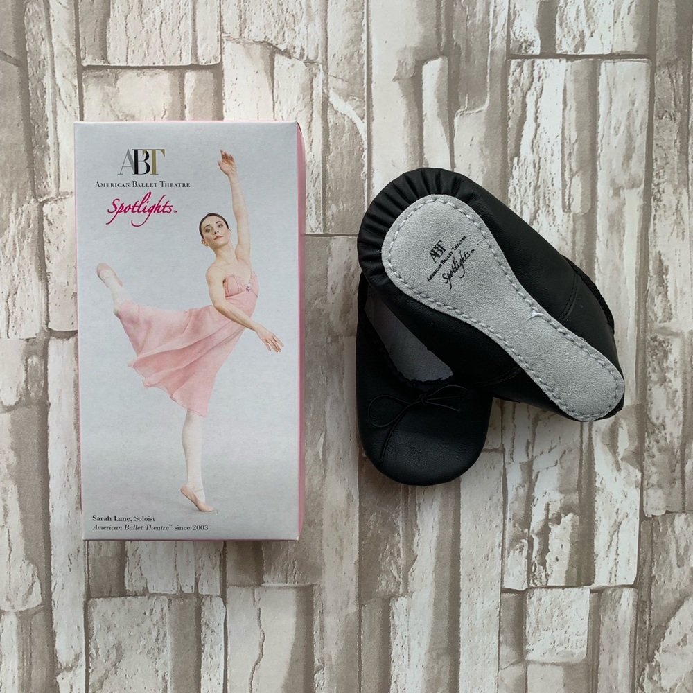 ABT Spotlights Ballet Shoes Size 10